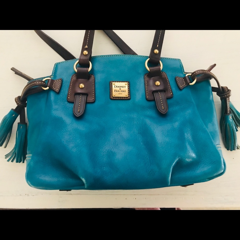Dooney & Bourke purse